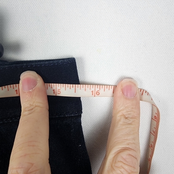 Lafayette 148 High Waist Dark Wash Straight Leg Jeans Size 6 - Picture 3 of 6